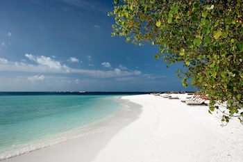 Constance Moofushi All Inclusive