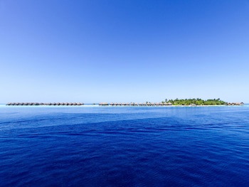 Constance Moofushi All Inclusive