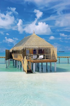 Constance Moofushi All Inclusive
