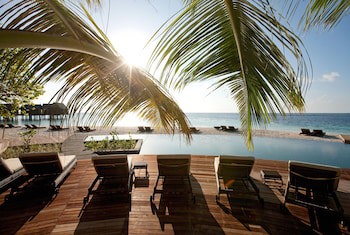 Constance Moofushi All Inclusive