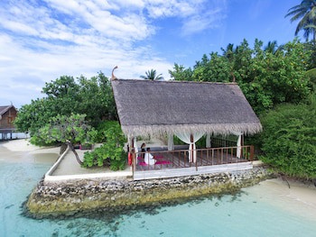 Constance Moofushi All Inclusive