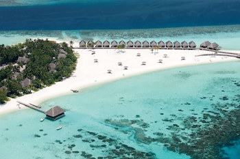Constance Moofushi All Inclusive