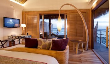 Constance Moofushi All Inclusive