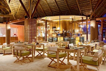 Constance Moofushi All Inclusive