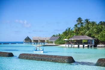 Constance Moofushi All Inclusive