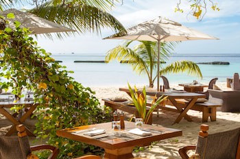 Constance Moofushi All Inclusive