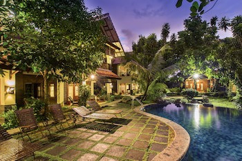 Duta Garden Hotel