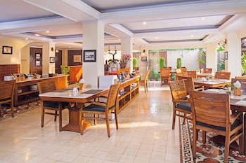 Duta Garden Hotel
