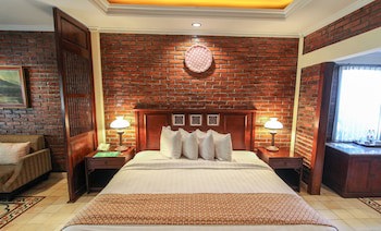 Duta Garden Hotel