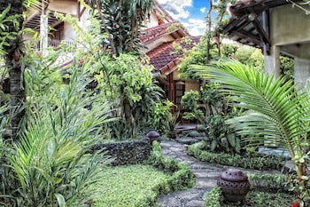 Duta Garden Hotel