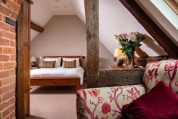 Broom Hall Inn