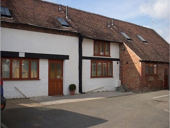 Broom Hall Inn