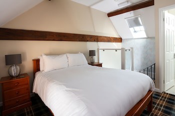 Broom Hall Inn