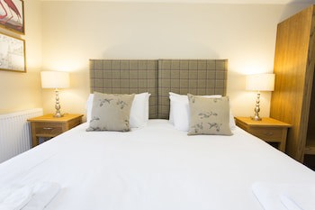 The George Hotel