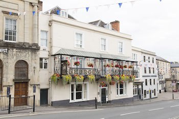 The George Hotel