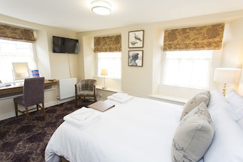 The George Hotel
