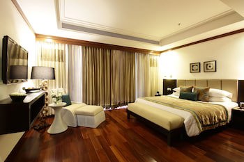 Jaypee Greens Golf & Spa Resort
