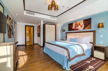 Epoque Hotel
