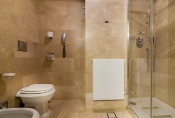 Epoque Hotel