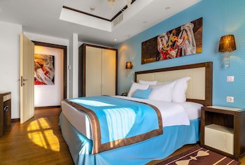 Epoque Hotel