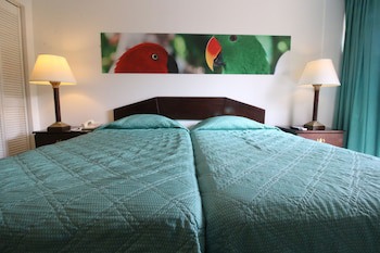Eco Resort Inn