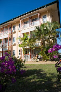 Eco Resort Inn
