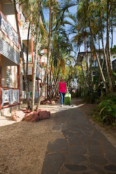 Eco Resort Inn
