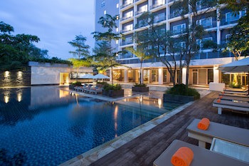 Delonix Hotel Karawang