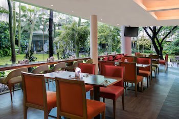 Delonix Hotel Karawang