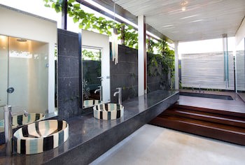 Kiss Villas Bali