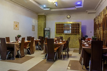 Hotel De Bently