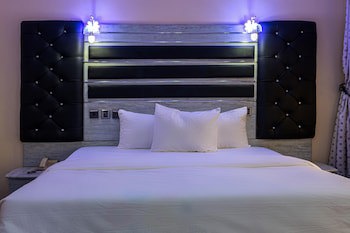 Hotel De Bently