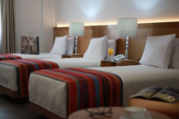 Hotel San Agustin Posada Del Monasterio