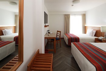 Hotel San Agustin Posada Del Monasterio