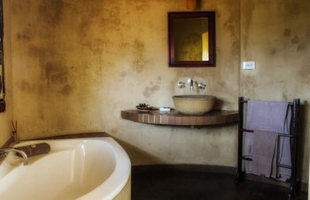 Amazulu Lodge