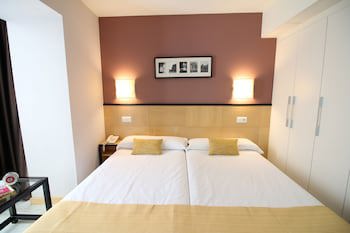 Alda Entrearcos Hotel