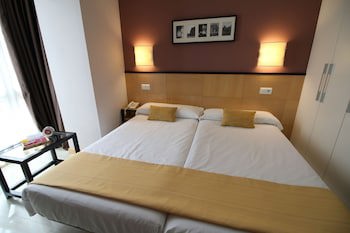 Alda Entrearcos Hotel