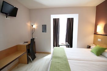 Alda Entrearcos Hotel
