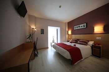 Alda Entrearcos Hotel