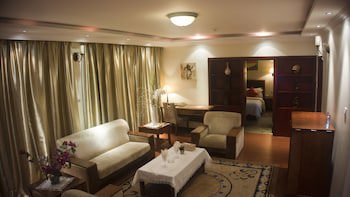 Gs Plaza Hotel