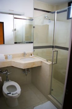 Eh Ejecutivo Urban Hotel