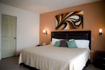Eh Ejecutivo Urban Hotel