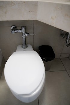 Eh Ejecutivo Urban Hotel
