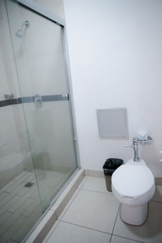 Eh Ejecutivo Urban Hotel