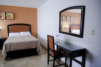Eh Ejecutivo Urban Hotel
