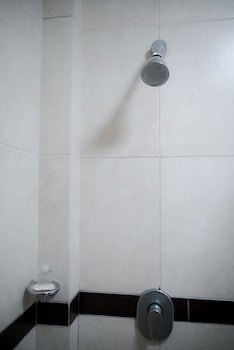 Eh Ejecutivo Urban Hotel