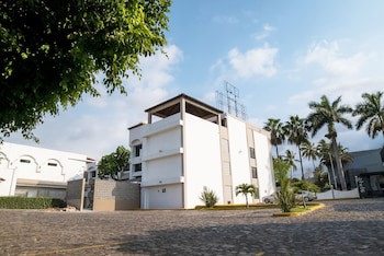 Eh Ejecutivo Urban Hotel