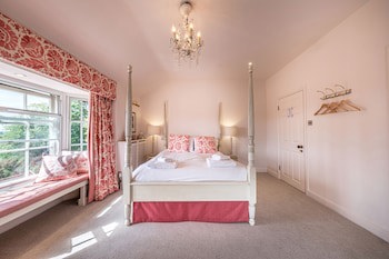 The Black Lion, Long Melford