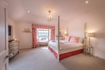 The Black Lion, Long Melford