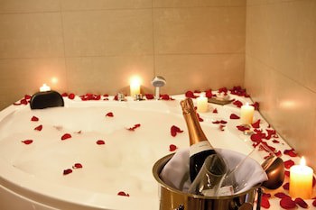 Allpa Hotel & Suites